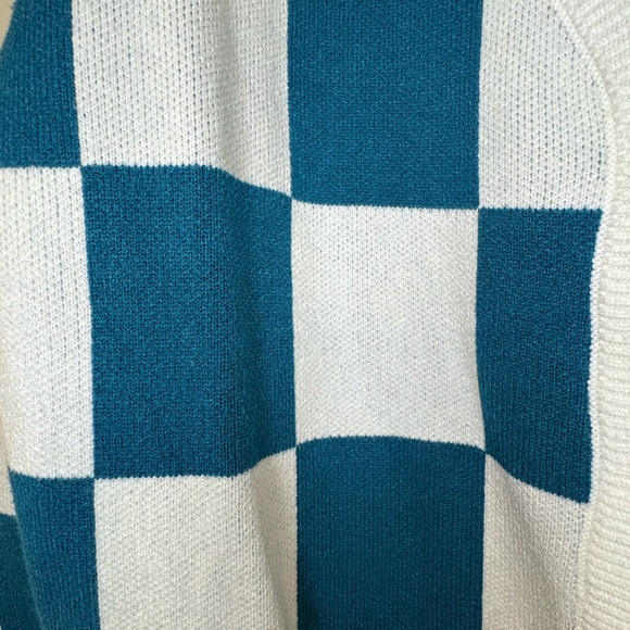 Blue and White Checkered Women's Sweater - Picture 8 of 11